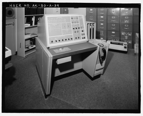 Lexis-Extractor 2000 